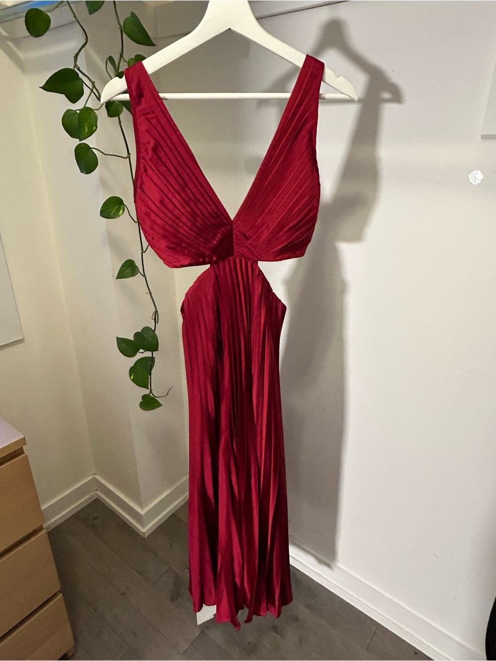Elegant Deep Red Plunge Cutout Dress